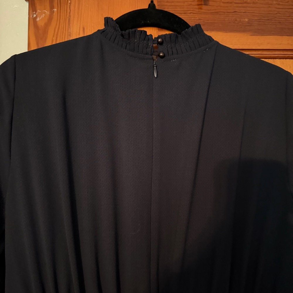 Sessun Arkadelphia pleated navy dress - Picture 11 of 11